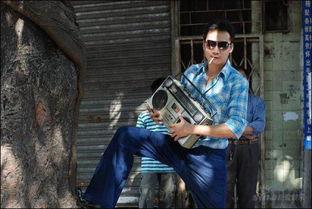 重生回80年代，用没人要的八月瓜赚成了全村首富！,80年代重生成首富的传奇之路